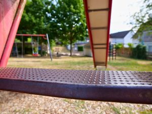Spielplatz in Obbornhofen mit besonderer Perspektive